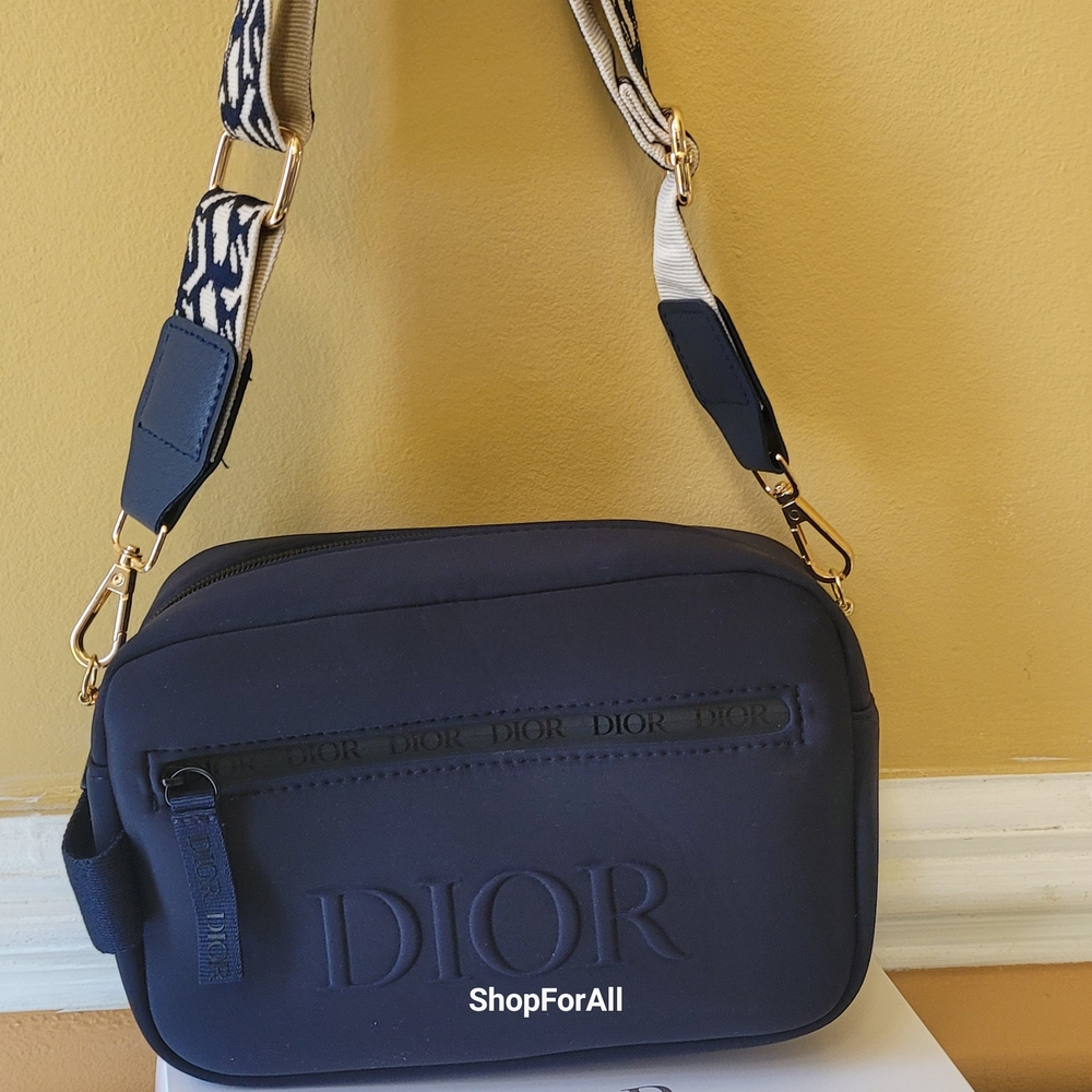 Dior Navy Blue Crossbody Bag - Picture 2 of 16